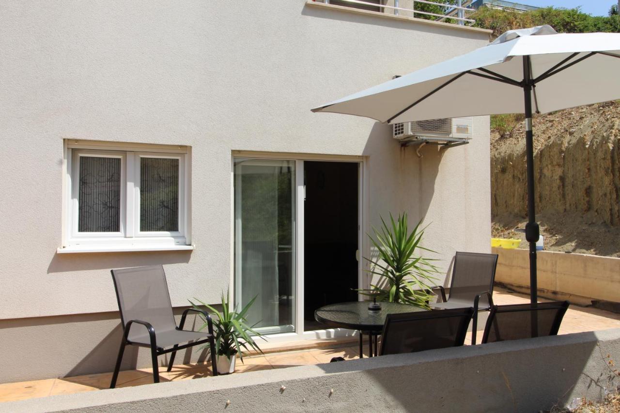 Macadamia Apartment With Garage Parking Split Exterior foto