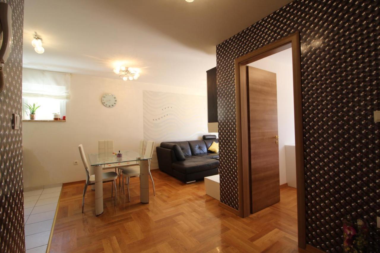 Macadamia Apartment With Garage Parking Split Exterior foto